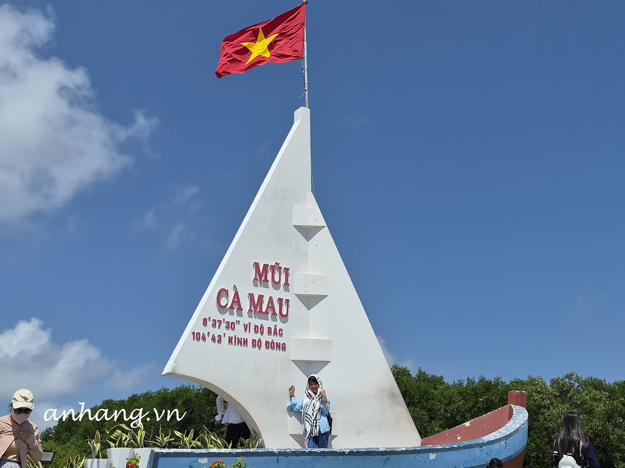 Mũi thuyền ta đó – Mũi Cà Mau